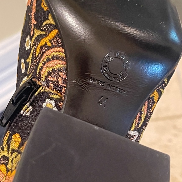 NWOT STUNNING floral brocade boots by Dries Van Noten! - Picture 8 of 10